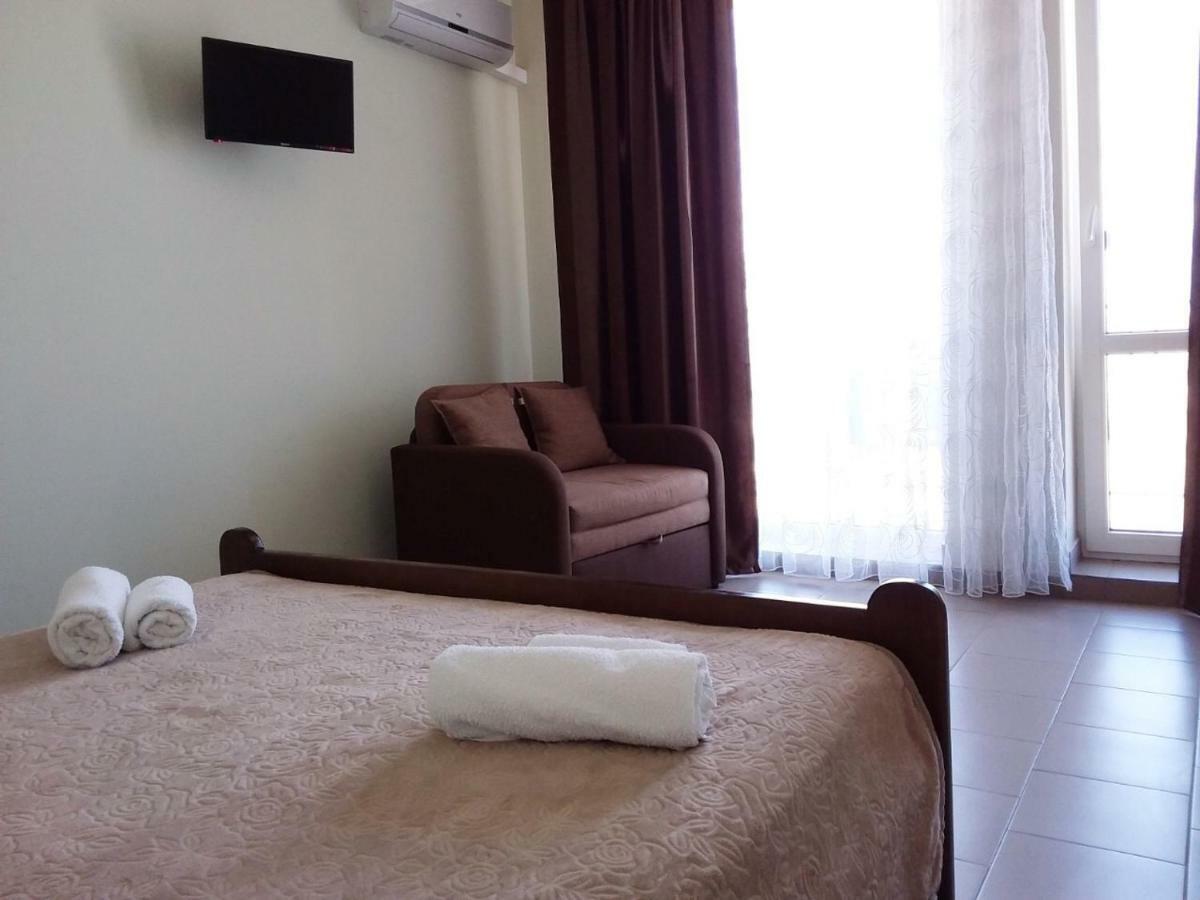 Hotel Golden Beach Zatoka Kültér fotó